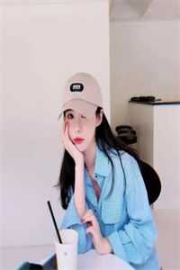 上交剧本后,八零废物女配躺赢了好大的瓜