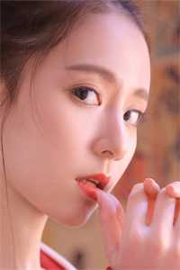 文集重生:开局和校花共睡一床