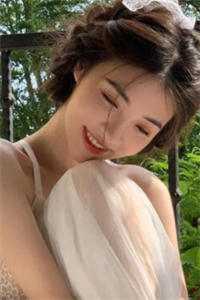 穿成霸总妻,我炮灰碾压女主角