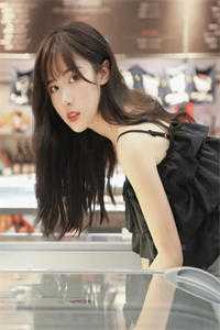 男友带小三参加我的回国宴后,我扭头嫁给别人