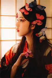 月亮在怀里