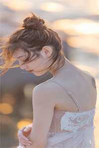 驯养的金丝雀飞走后，总裁现场抢婚