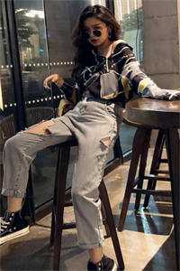 改嫁摄政王甚好，前夫一家哀求回头