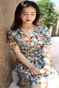 妹妹被欺负后，我带着一等功勋章闯烈士陵园