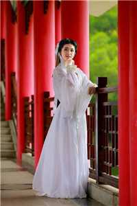 女友装失忆出轨，我潇洒离去